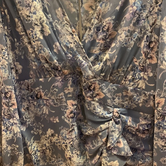 Ever New Gorgeous Light Blue Floral Short Dress - Picture 10 of 11